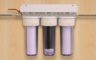 Na co zwrócić uwagę wybierając stację uzdatniania wody?