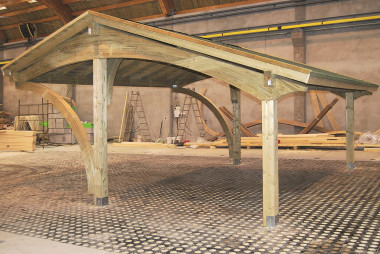 Gotowa wiata garażowa - widok na tył