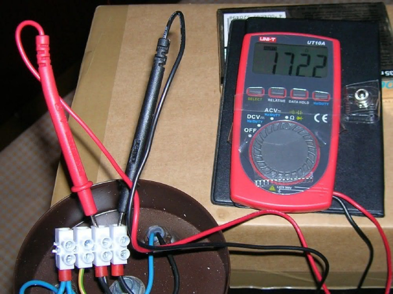 Pomiar oporu (rezystancji) miernikiem cyfrowym