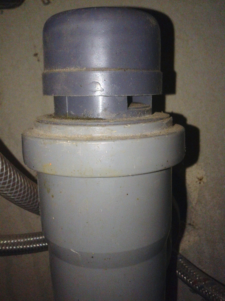 Tradycyjny zawór napowietrzający