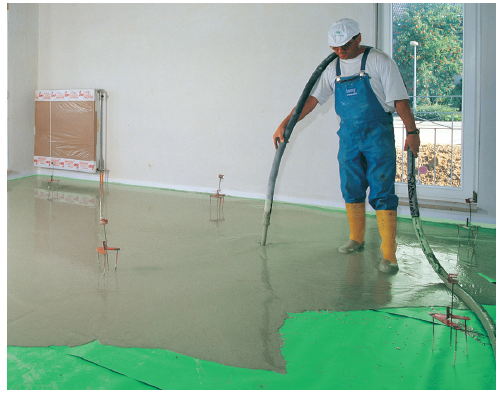 Wylewanie posadzki betonowej