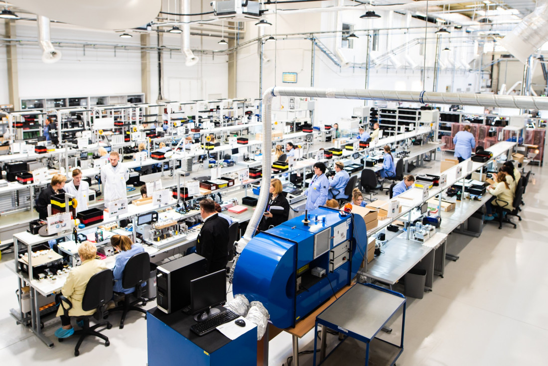 FIBARO otworzyło nową fabrykę i podwoiło możliwości produkcyjne