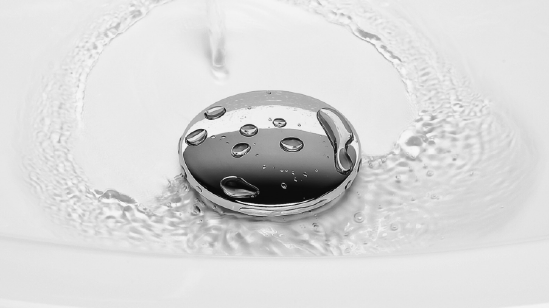 PRELOC – nowoczesne i uniwersalne rozwiązanie do wszystkich typów umywalek