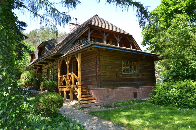 Wejście do dobudowanej kuchni