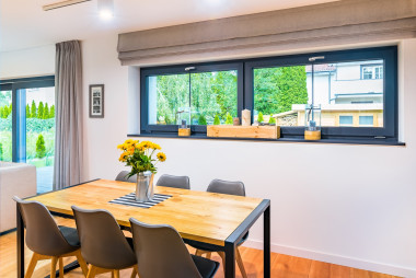 Kuchnia po remoncie - widok za dnia