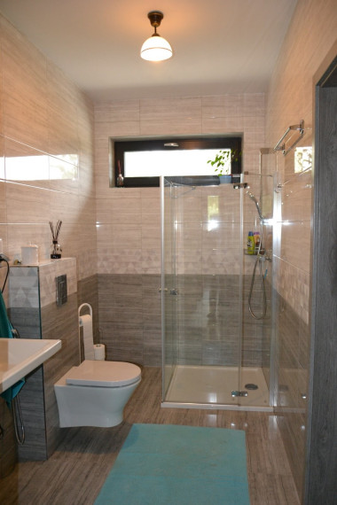 Łazienka z prysznicem