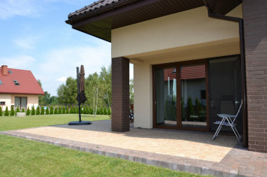 Taras z kostki betonowej