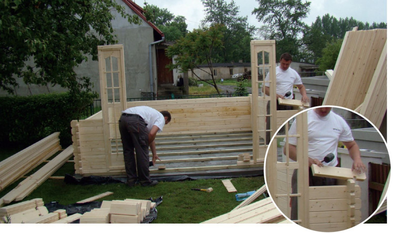 Montaż lżejszej altany o ażurowej konstrukcji - stawianie ścian