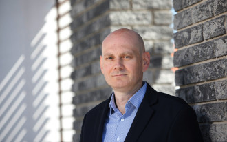 Jakie są współczesne trendy w wyborze przydomowych nawierzchni?