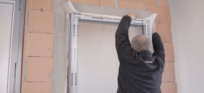 4. W kolejnym kroku okno jest osadzane.