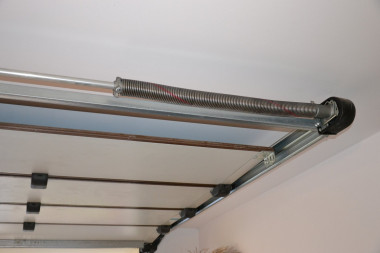 Prowadnice i sprężyny