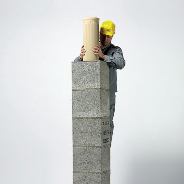 Osadzamy rurę ceramiczną