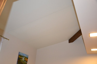 Blacha stalowa z przetłoczeniami od strony wnętrz