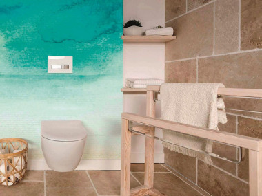 Wodoodporna tapeta na ścianie w łazience