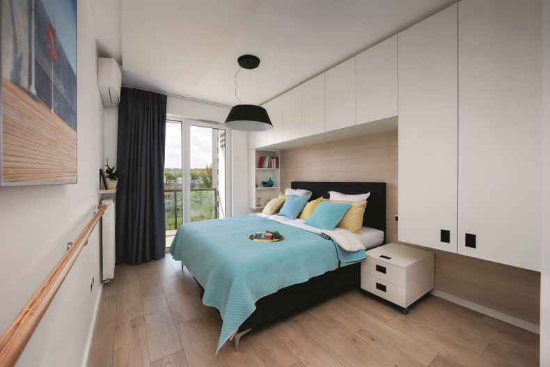 Sypialnia w domu seniora