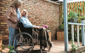 Jak przystosować dom do potrzeb osób starszych?