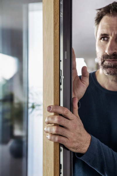 Woodec nie przypomina drewna. Po prostu jest jak drewno, nawet z bliska i w dotyku.