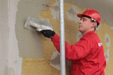 Nakładanie zaprawy zbrojącej