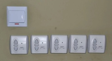 Przełączniki do 5 rolet w kuchni