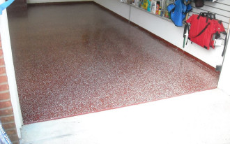 Jak przygotować podłoże pod posadzkę z żywicy epoksydowej w garażu?