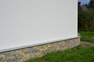 Łupek tatrzański na cokole