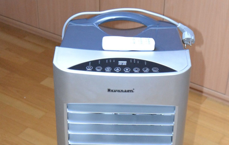 Panel kontrolny przenośnego klimatyzatora pokojowego