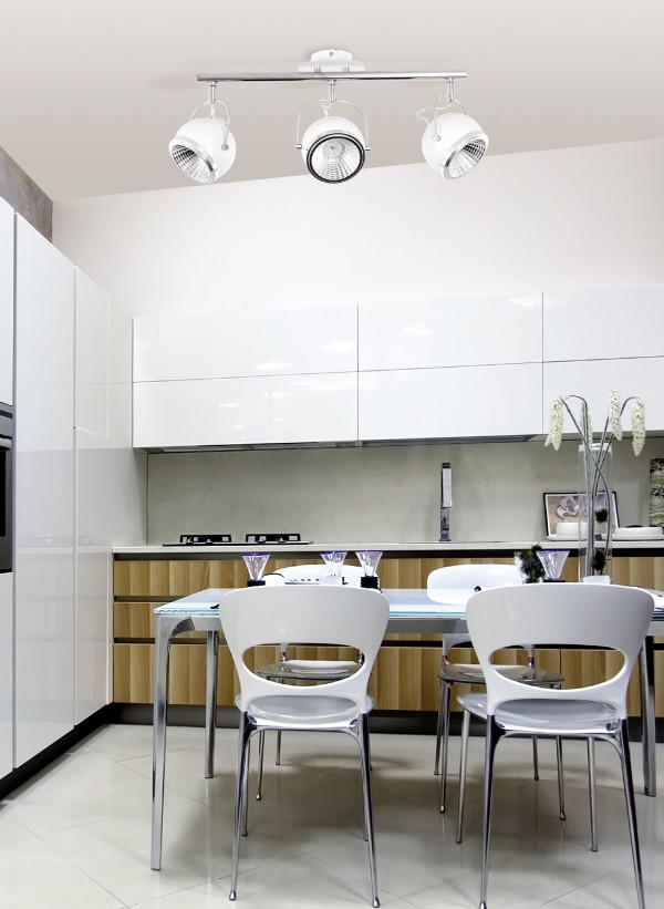 Oprawa górna w kuchni