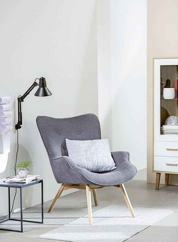 Lampa biurowa jako kinkiet