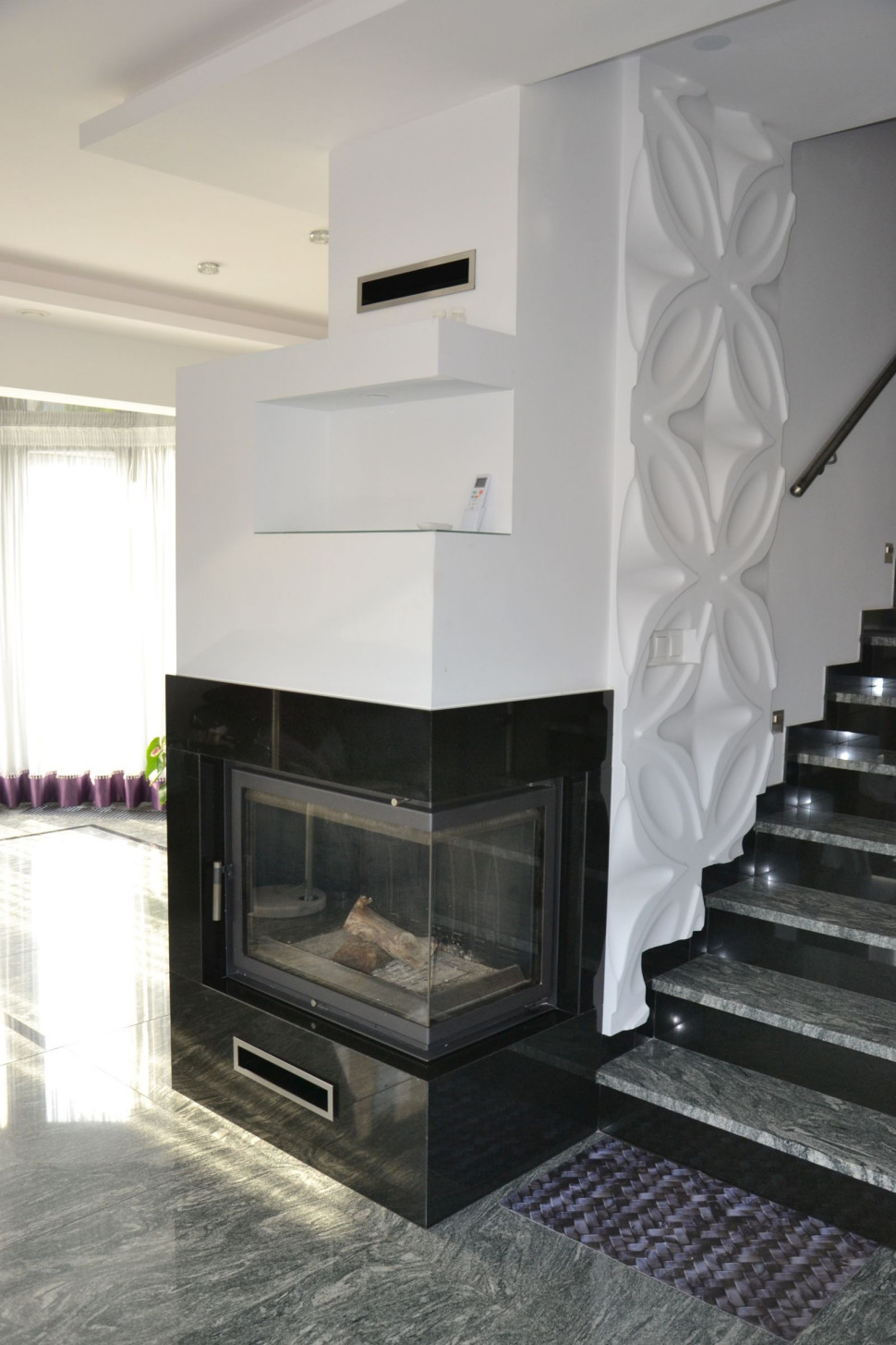 Panele 3D z wzorem kwietnym