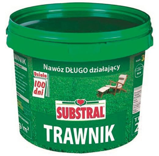 Granulat do nawożenia trawnika w wiaderku