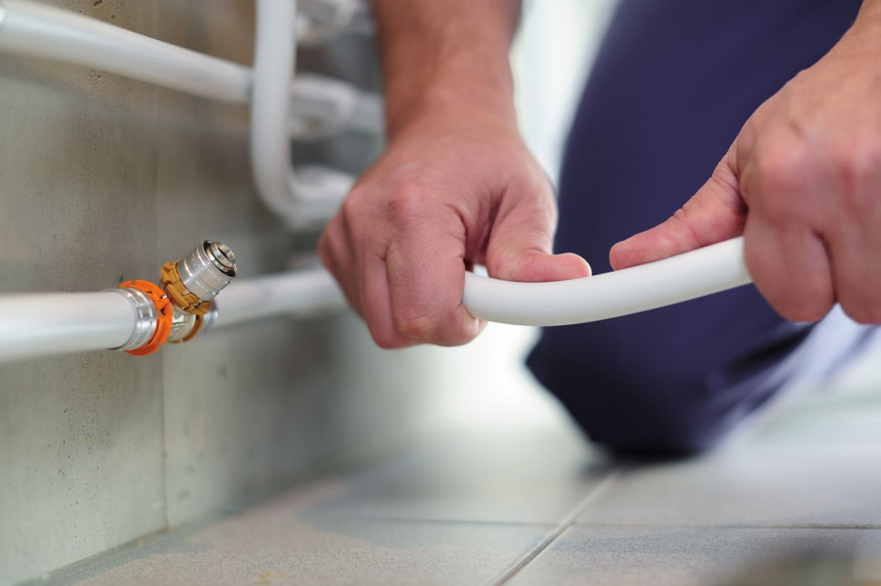 Wielowarstwowa rura Uni Pipe PLUS - duża elastyczność i o 40% mniejszy promień gięcia