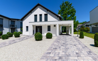 Wybieramy nawierzchnię z kostki - na co zwrócić uwagę?