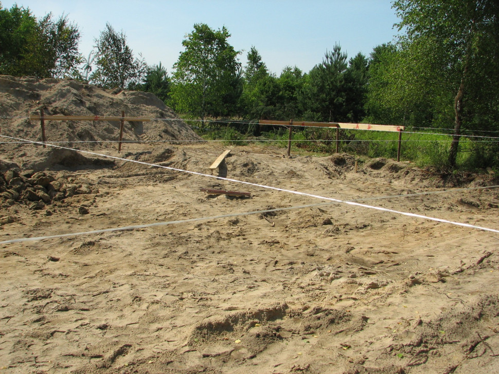 Wykonywanie fundamentów – krok 1. Wytyczanie budynku