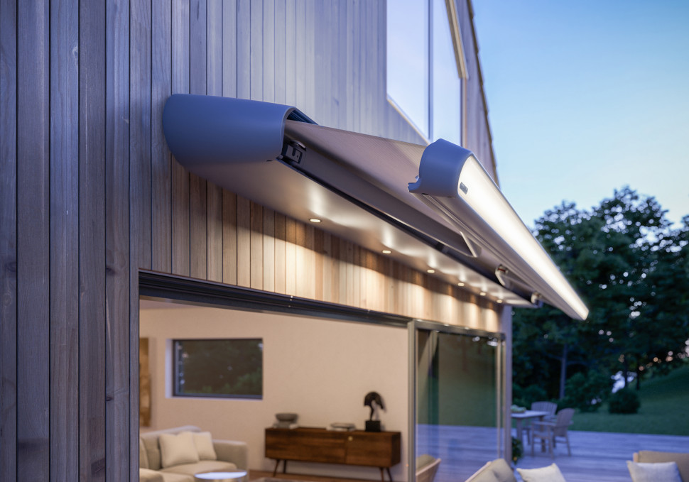 Markiza MX-1 compact jest teraz dostępna z oświetleniem LED Spots na korpusie markizy