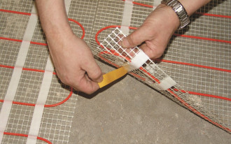 Elektryczna podłogówka - przewody i maty grzewcze