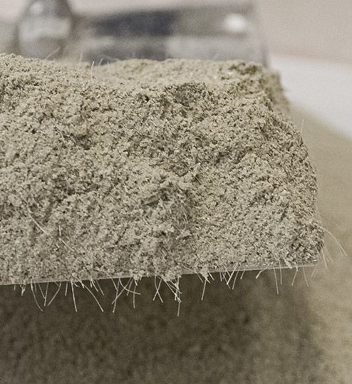 Dodatek włókien sprawia też, że kleje Weber świetnie łączą się z każdą warstwą elewacji.