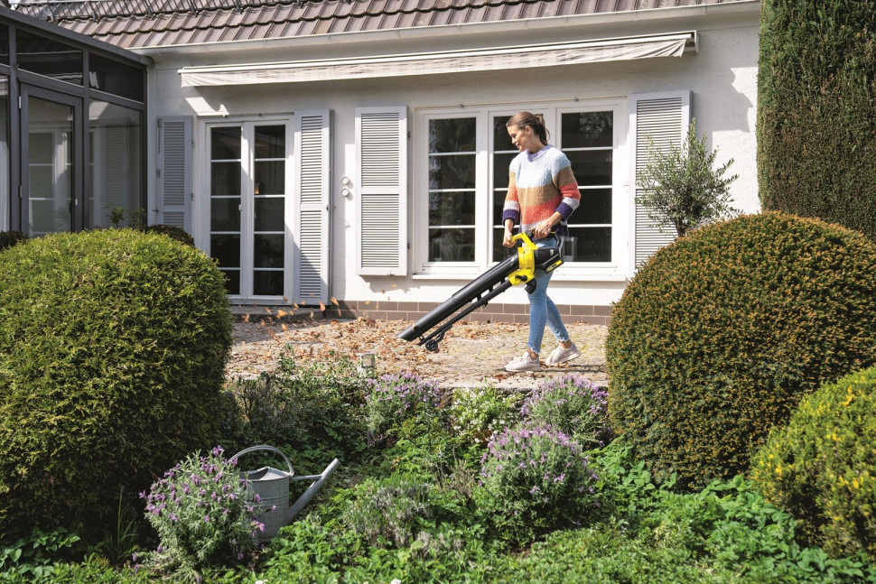 Odkurzacz akumulatorowy do liści z dwiema funkcjami - wydmuch i zasysanie