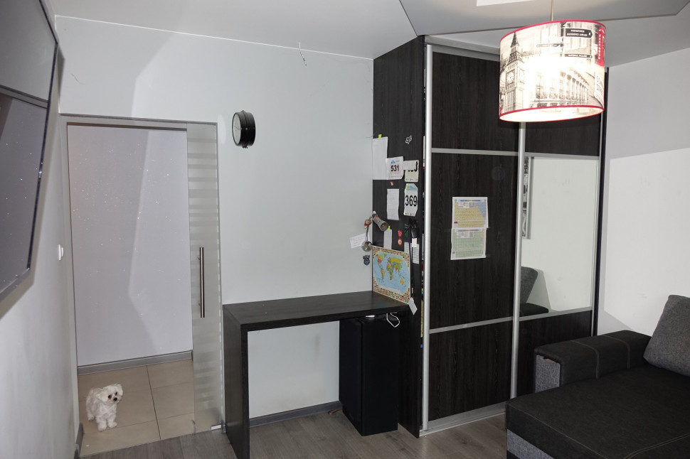 Korytarz widoczny z pokoju