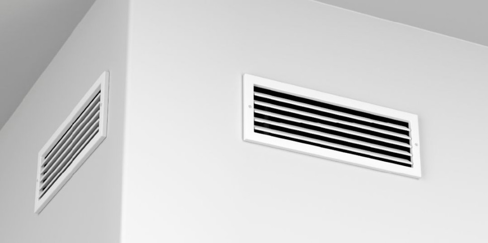 Rozgrzane powietrze trafia do kanałów, i jest rozprowadzane do pozostałych pomieszczeń