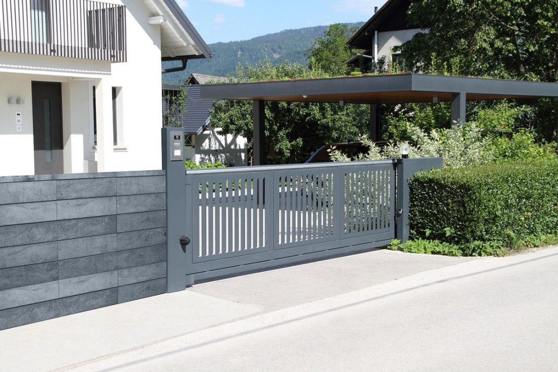 Dlaczego warto wybrać ogrodzenie betonowe?