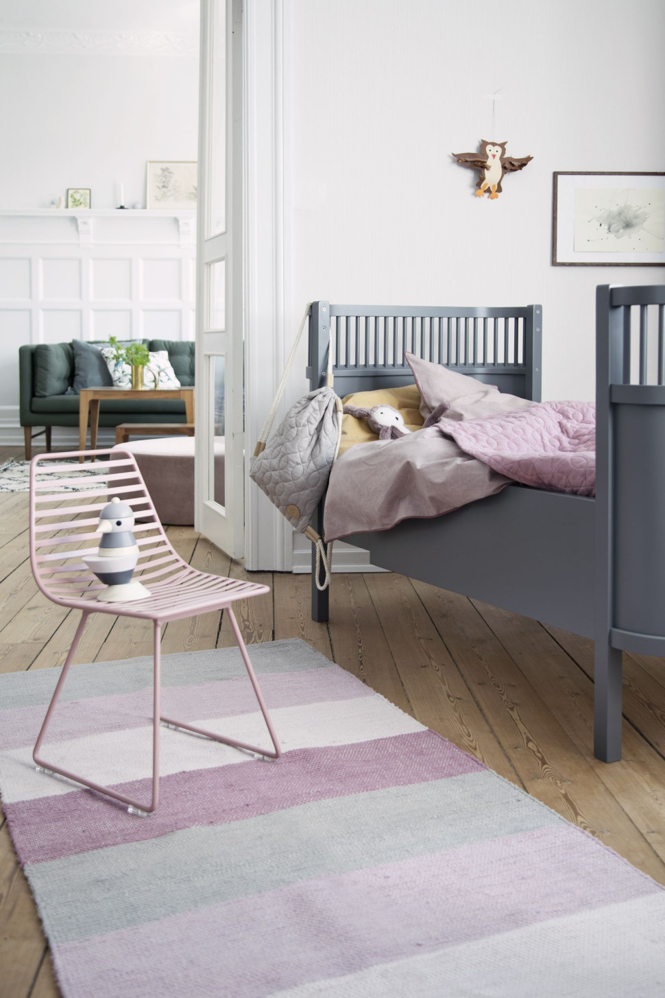 Brzozowe łóżeczko Kili marki Sebra, które rośnie z dzieckiem