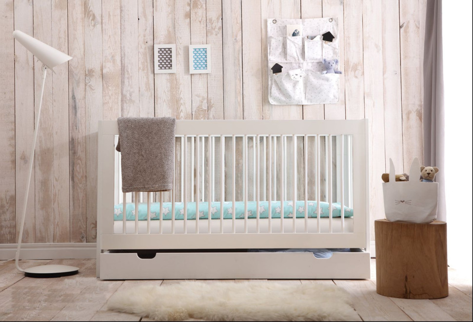 Łóżeczko Basic marki Pinio