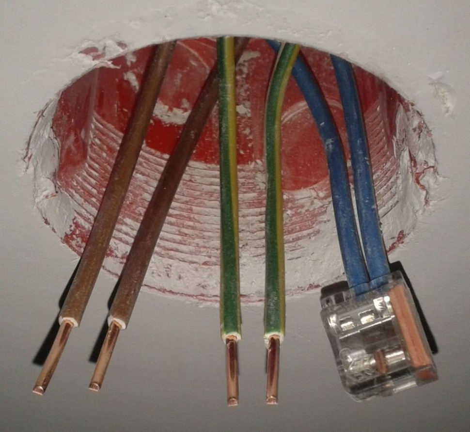 Żyły przewodów grupujemy kolorami