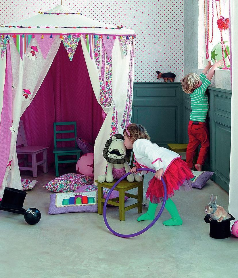 Tkaniny i tapety z kolekcji Abracadabra marki Camengo