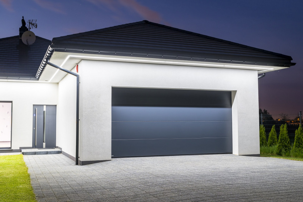 Segmentowa brama garażowa VENTE K2 RFS 60