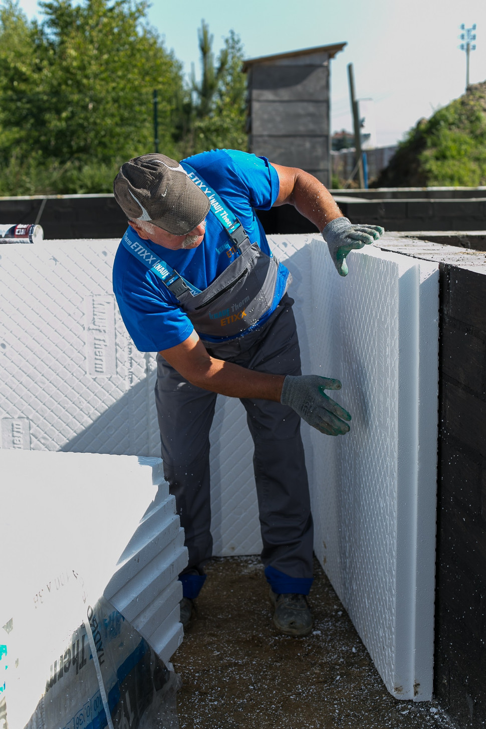 Ocieplanie fundamentów styropianem Hydro