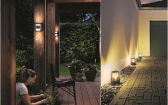 Oświetlenie zewnętrzne domu i ogrodu