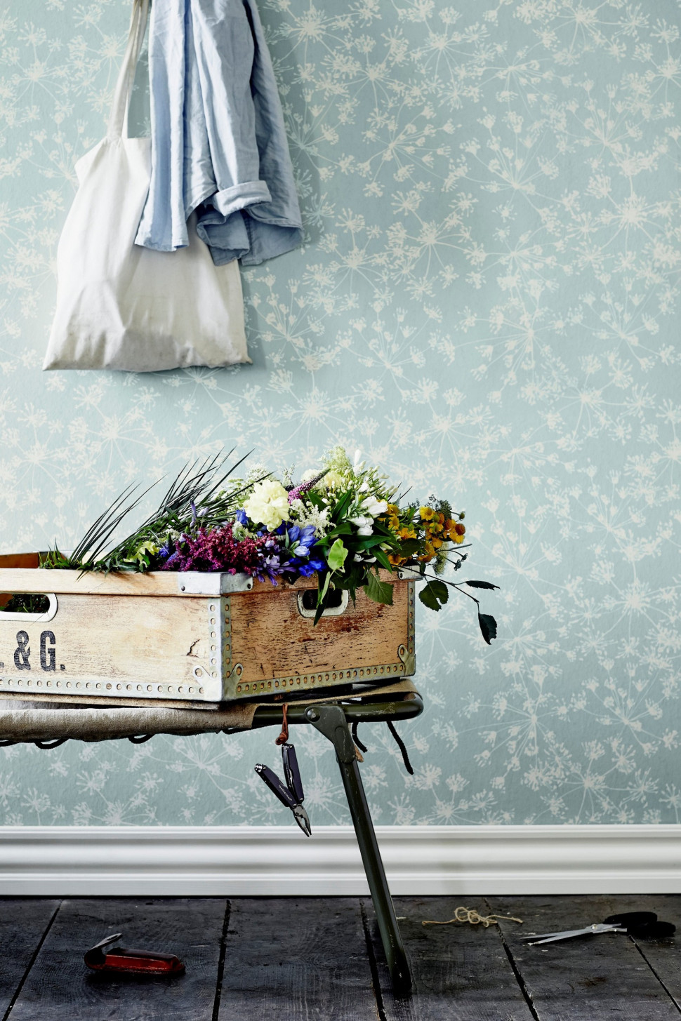 Tapeta na flizelinie Botanic Garden z kolekcji Fiona inspirowana roślinnością ogrodu botanicznego