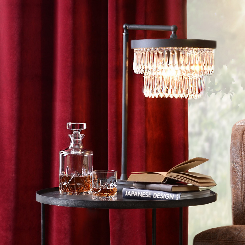 Zasłona na taśmie uszyta z poliestrowej tkaniny Glam Velvet w kolorze Aubergine