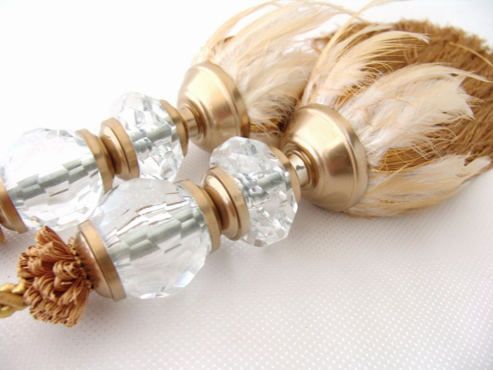 Cristal Wings - chwost z kogucim piórem